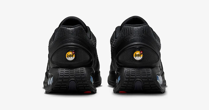 Nikes Cooking Up Another Triple Black Air Max DN For Us back